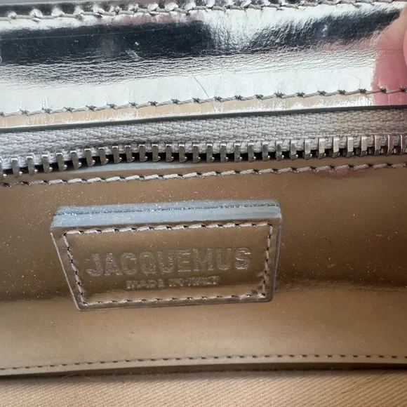 Jacquemus Silver Patent Leather Bag - Picture 4 of 5